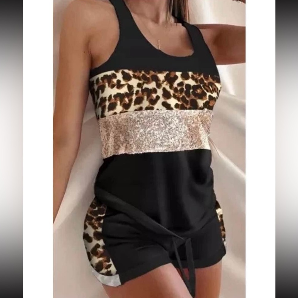 Women’s medium leopard and sequin lounge set